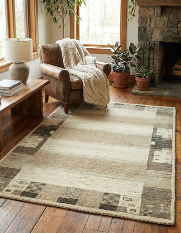 4' x 6' 2 Hand Knotted Kashkuli Gabbeh Wool Rug