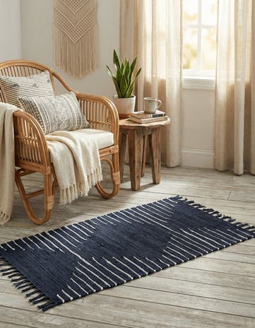 2' x 3' 1 Hand Woven Chindi Cotton Rug