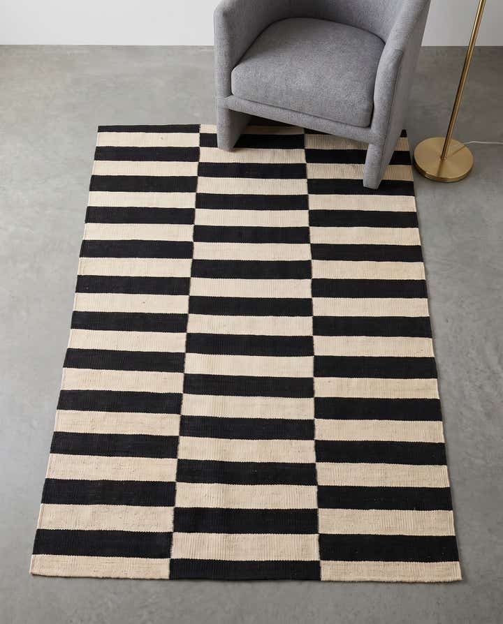 3' 3 x 4' 9 Hand Woven Kilim Modern Wool Rug