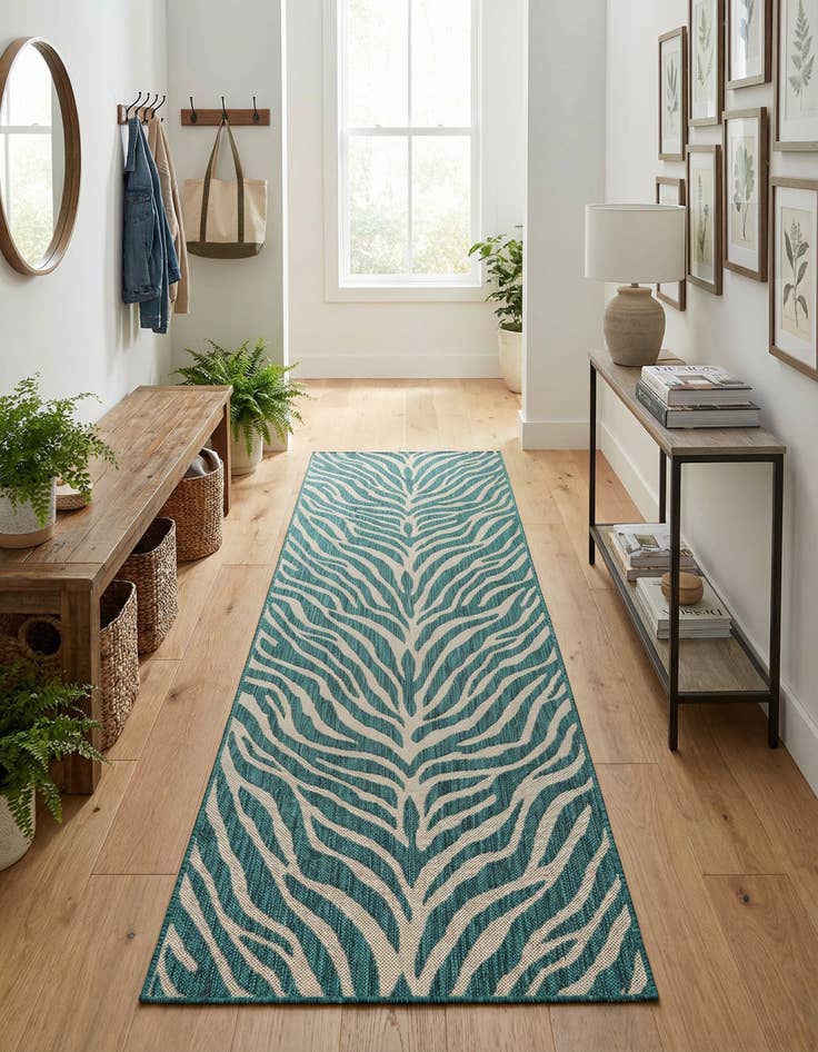 Detail image of  2' 7 x 10'  Washable Safari Indoor / Outdoor Runner Rug