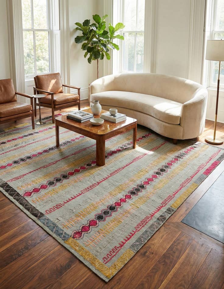 Detail image of 8' 10 x 12' 4  Hand Knotted Darya Wool Rug