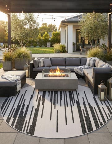 13' x 13' Easy-Clean Modern Indoor / Outdoor Round Rug
