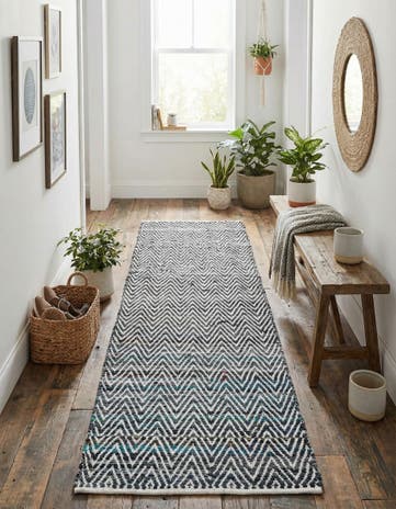 Black and White Hand Woven Chindi Chevron Runner Rug