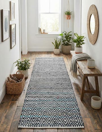 Black and White Hand Woven Chindi Chevron Runner Rug