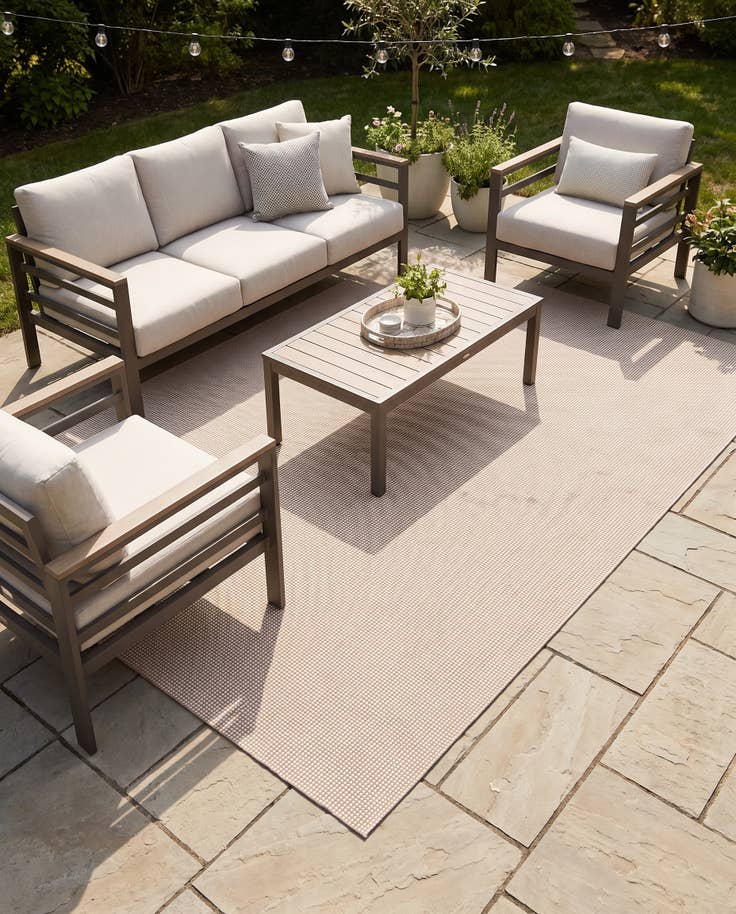 Detail image of 6' x 8' 10 Outdoor Rug Pad