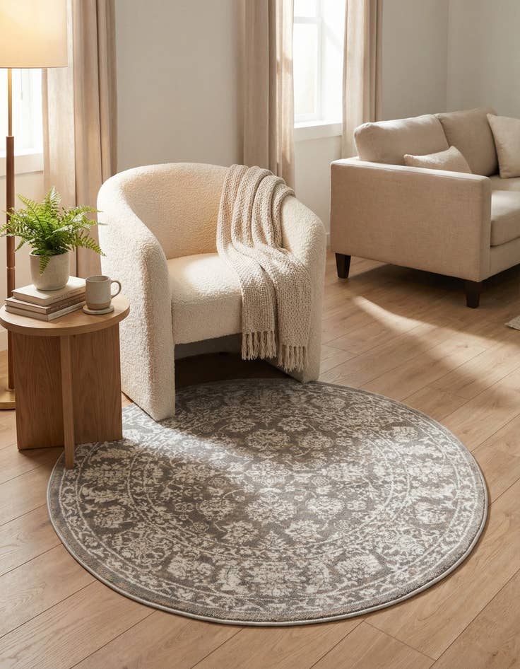 Detail image of 3' 3 x 3' 3 Uptown Central Park Round Rug