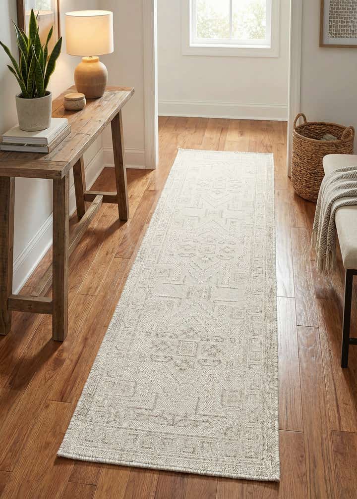 2' x 8' Easy-Clean Aztec Indoor / Outdoor Runner Rug