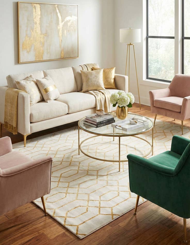 Detail image of  9' x 12'  Marilyn Monroe™ Glam Trellis Rug