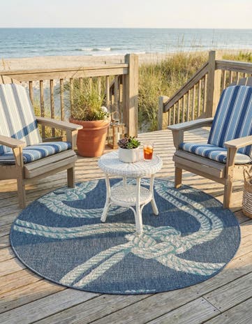 4' x 4' Easy-Clean Coastal Indoor / Outdoor Round Rug