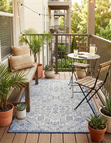 3' x 5' 3 Easy-Clean Aztec Indoor / Outdoor Rug
