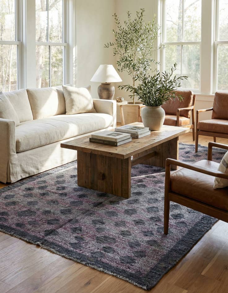 Detail image of 5' 5 x 8' 8  Hand Knotted Darya Wool Rug