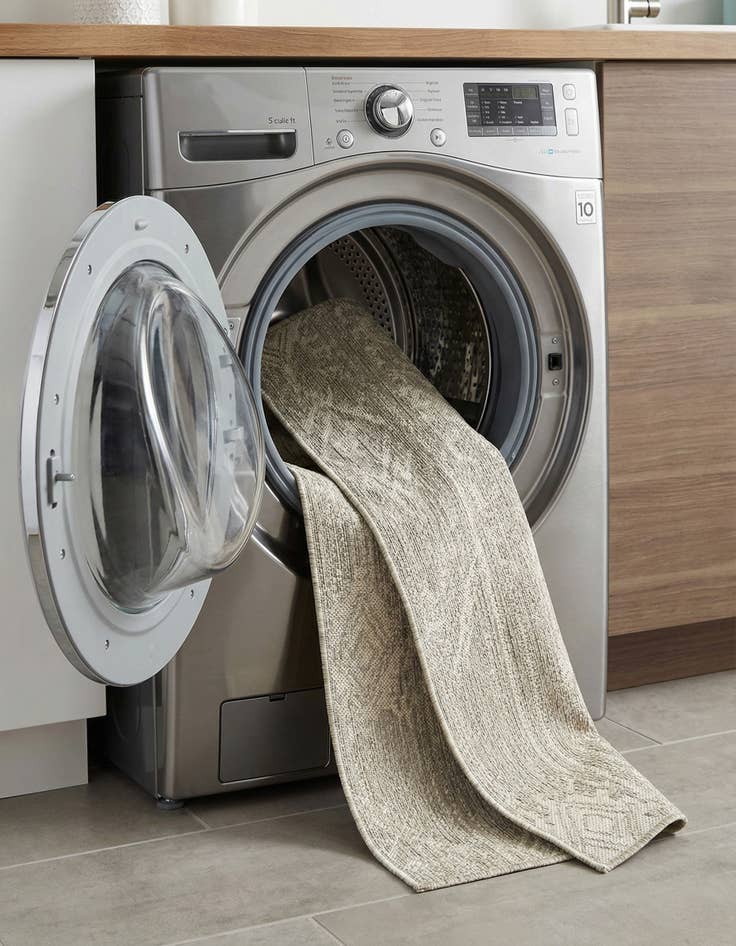 Detail image of 2' x 6'  Washable Bohemian Indoor / Outdoor Runner Rug