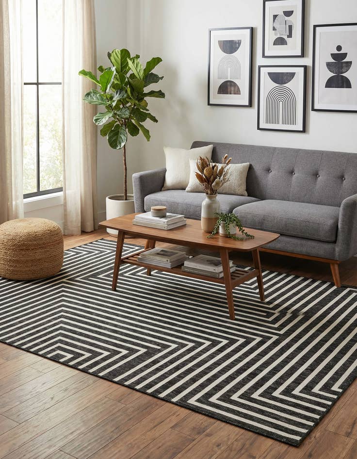 Detail image of  6' x 9'  Washable Modern Indoor / Outdoor Rug