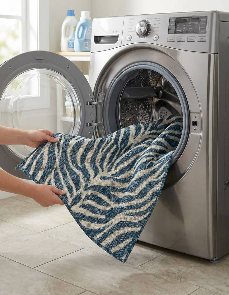 Detail image of 2' x 6'  Washable Safari Indoor / Outdoor Runner Rug