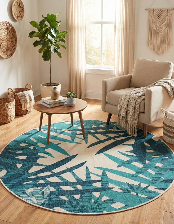 Detail image of 5' x 5'  Washable Botanical Indoor / Outdoor Round Rug