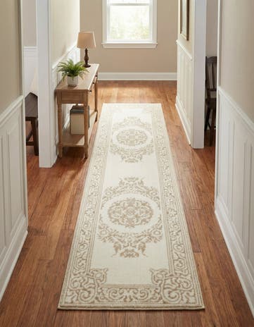 2' x 7' Hermitage Runner Rug