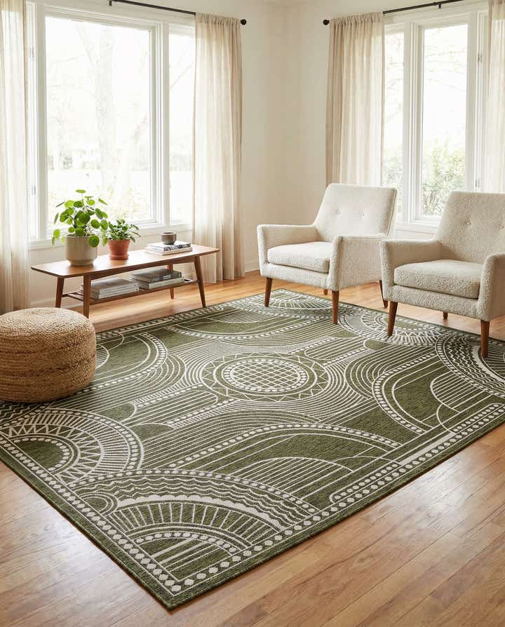7' 10 x 10' Easy-Clean Traditional Indoor / Outdoor Rug