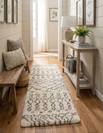 2' x 8' Moroccan Shag Runner Rug