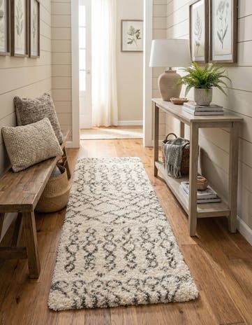 2' x 8' Moroccan Shag Runner Rug
