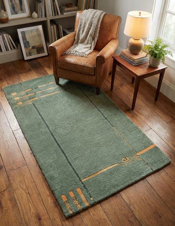 2' 5 x 4' 8 Hand Knotted Gabbeh Rug