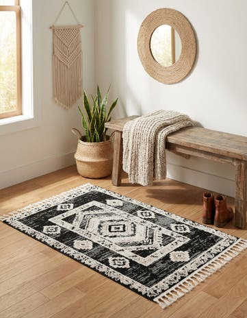 2' x 3' 2 Cherokee Rug