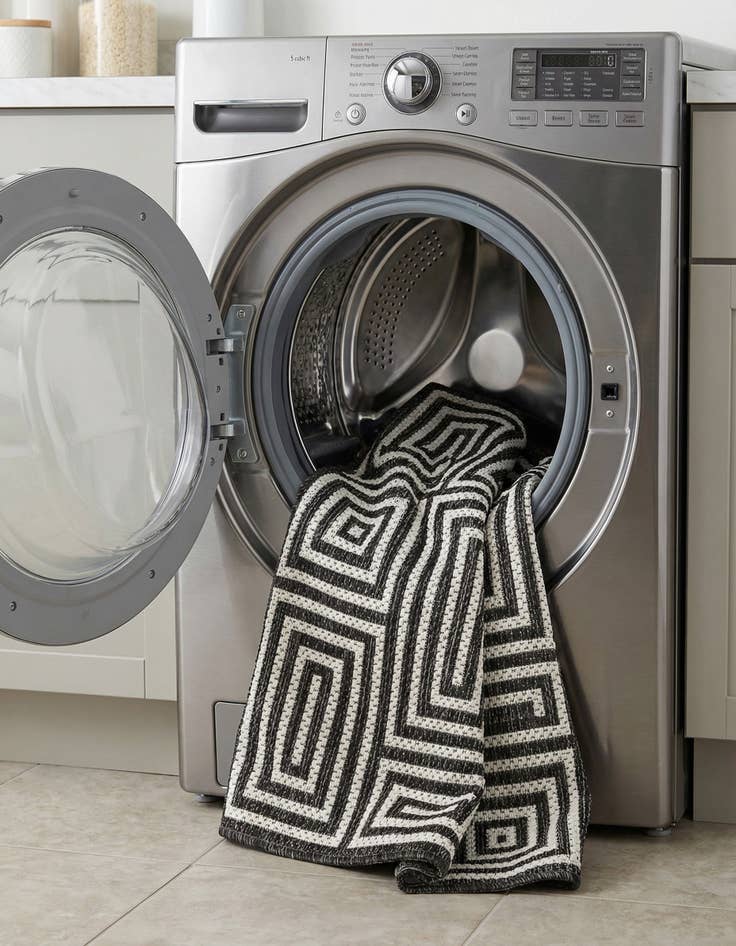 Detail image of  2' x 5' 3  Washable Modern Indoor / Outdoor Runner Rug