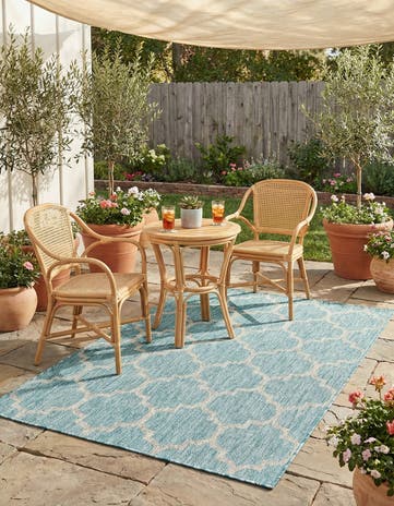 4' x 6' Easy-Clean Lattice Indoor / Outdoor Rug