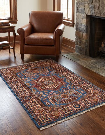 2' 9 x 4' Hand Knotted Kazak Rug