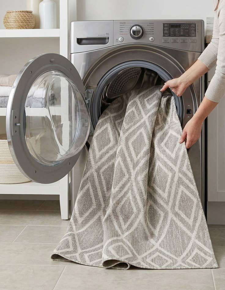 Detail image of  6' x 9'  Washable Jill Zarin Turks and Caicos Indoor / Outdoor Rug