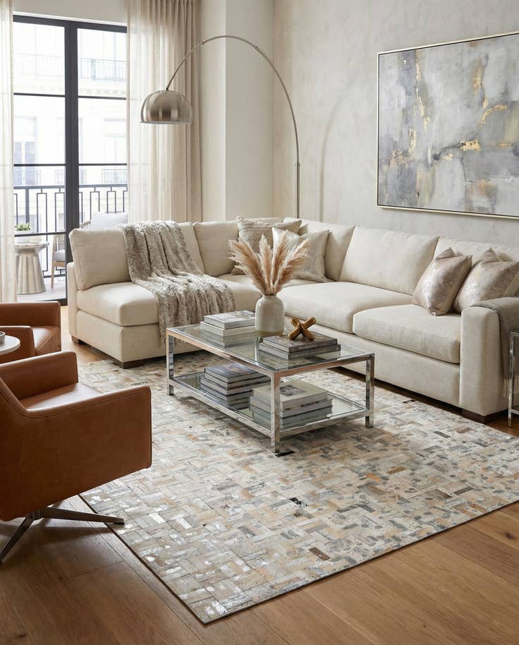 Detail image of 4' 11 x 8' 1 Cowhide Stocks Rug