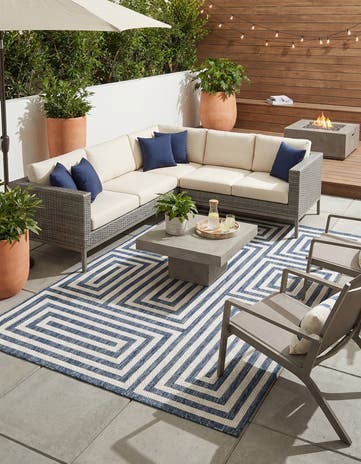 5' 3 x 8' Easy-Clean Modern Indoor / Outdoor Rug