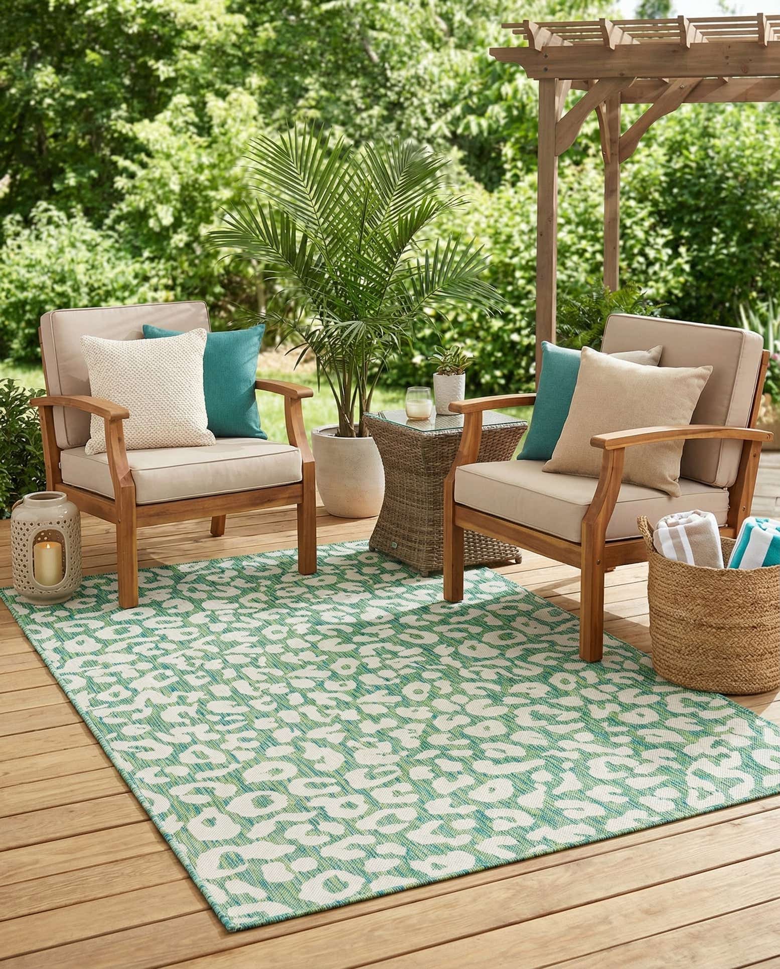 5' 3 x 8' Easy-Clean Safari Indoor / Outdoor Rug