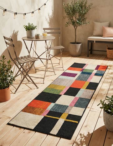 2' x 6' Easy-Clean Casablanca Indoor / Outdoor Runner Rug