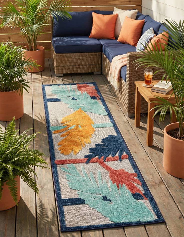 Detail image of 2' x 8' Easy-Clean Belize Indoor / Outdoor Runner Rug