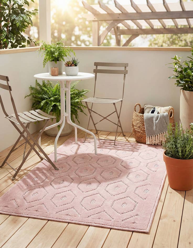 Detail image of 2' x 3'  Washable Trellis Textured Indoor / Outdoor Rug