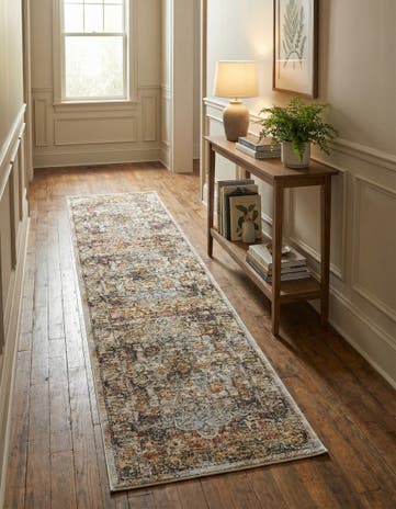 2' 7 x 13' Isabella Runner Rug