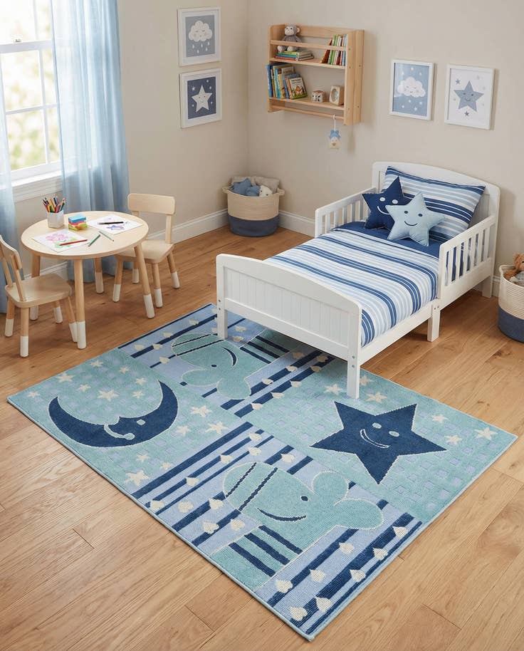 Detail image of 5' 3 x 7' 7 Easy-Clean Indoor / Outdoor Rug