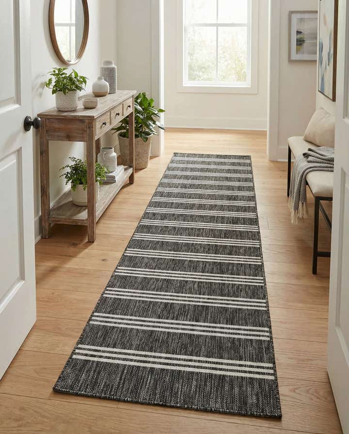 2' 7 x 10' Easy-Clean Jill Zarin Anguilla Indoor / Outdoor Runner Rug