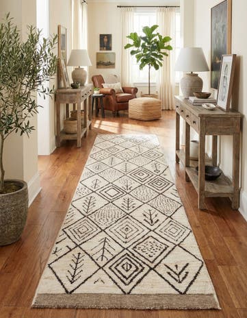 2' 9 x 13' 7 Hand Knotted Moroccan Wool Runner Rug