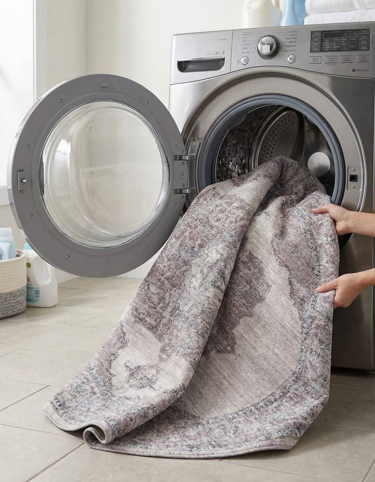 Detail image of  6' x 6'  Washable Mangata Round Rug