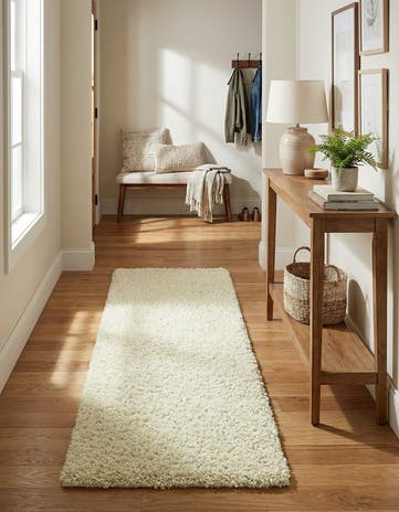 2' x 6' Solid Shag Runner Rug