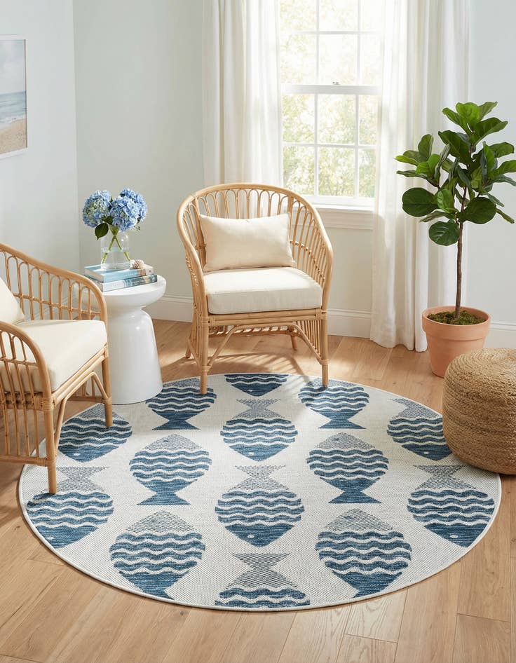 Detail image of 4' x 4' Easy-Clean Coastal Indoor / Outdoor Round Rug