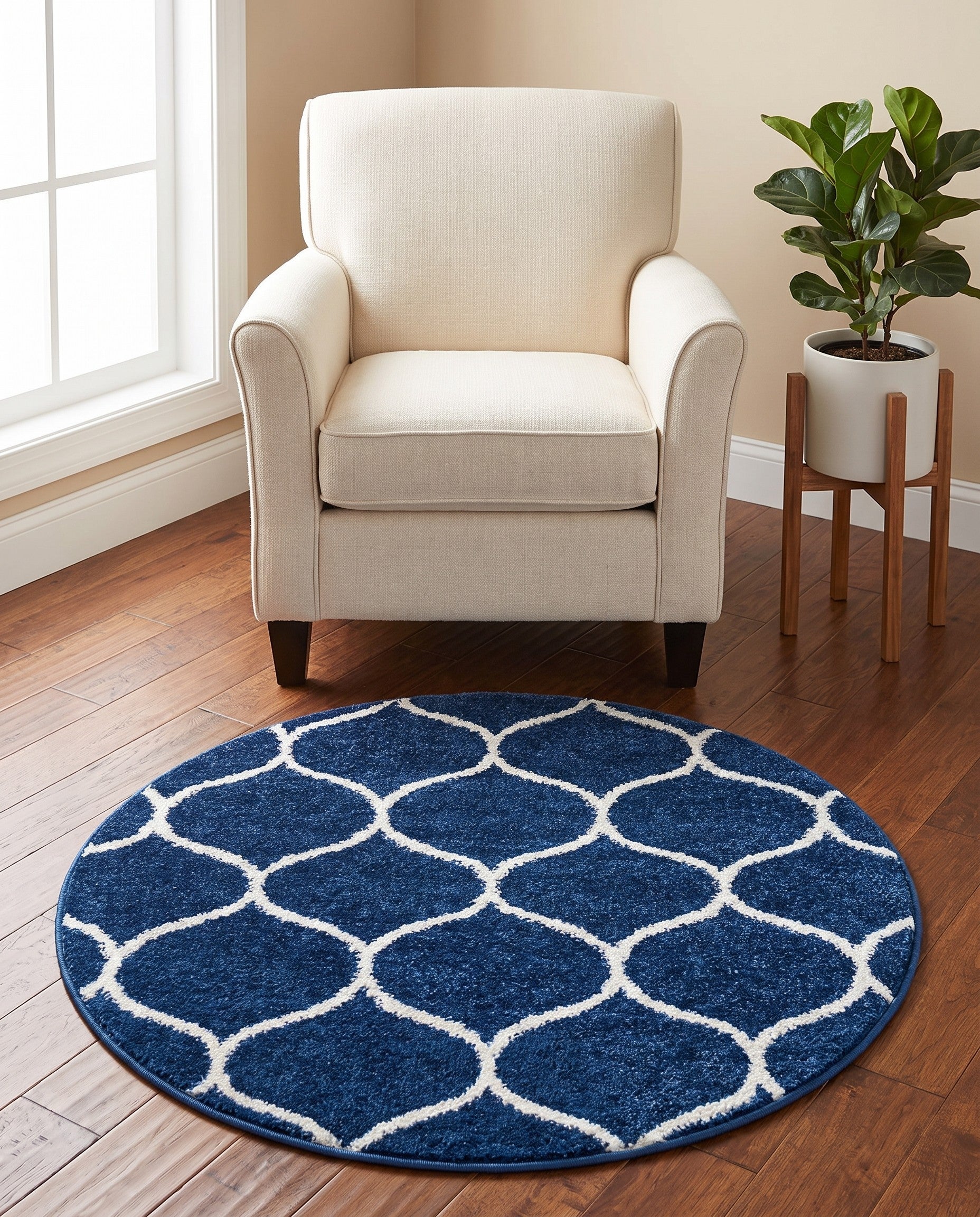 3' x 3' Trellis Frieze Round Rug