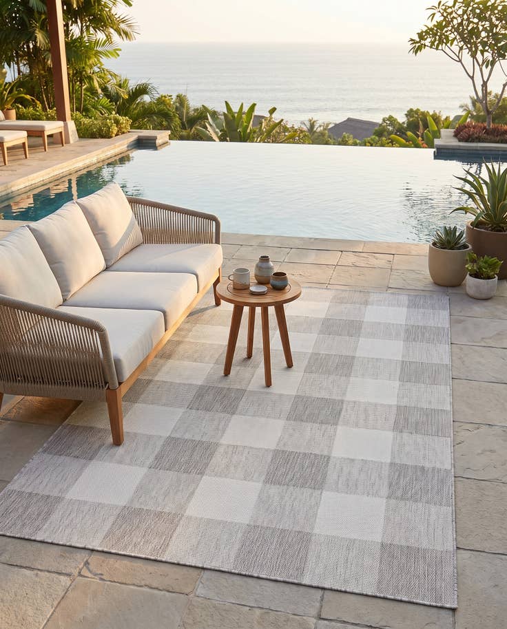 Detail image of 6' x 9' Easy-Clean Checkered Indoor / Outdoor Rug