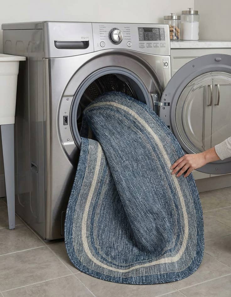 Detail image of 5' 3 x 8'  Washable Border Indoor / Outdoor Oval Rug