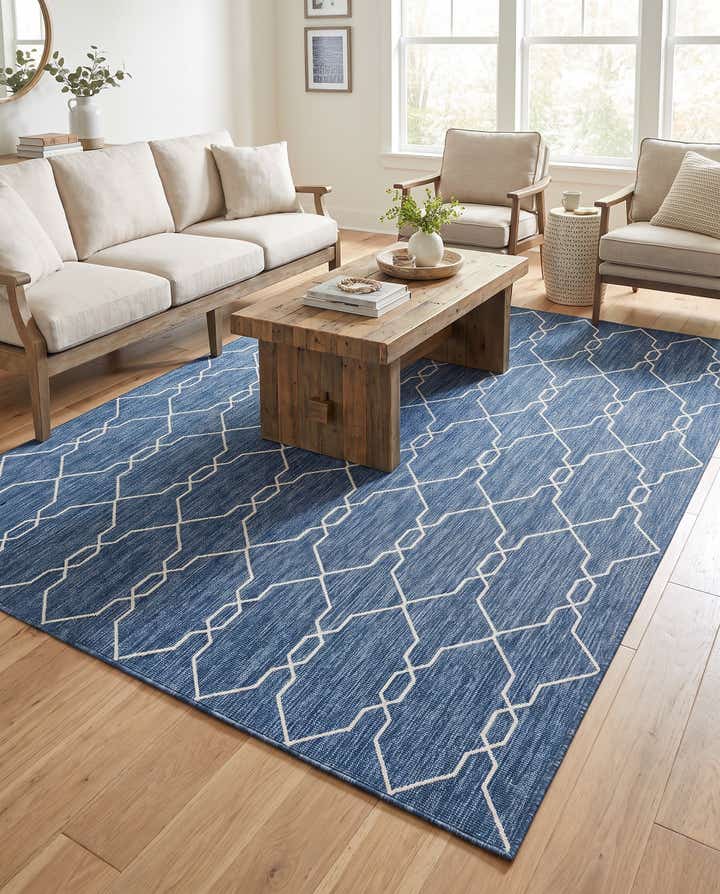 7' x 10' Easy-Clean Trellis Indoor / Outdoor Rug