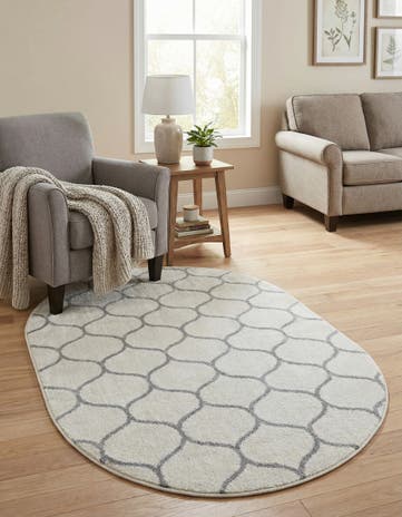 Ivory Lattice Frieze Oval Rug