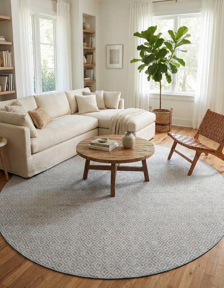 Detail image of 13' x 13' Easy-Clean Jill Zarin Costa Rica Indoor / Outdoor Round Rug