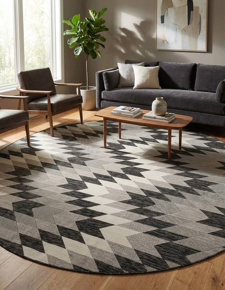 Detail image of 10' x 10'  Washable Modern Indoor / Outdoor Round Rug