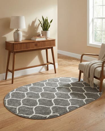  3' x 5' 3 Lattice Frieze Oval Rug